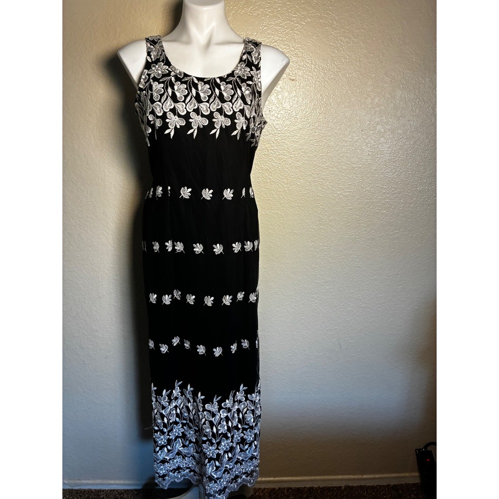 Vintage Erica Black White Embroidered Floral Sleeveless Maxi Dress Made in USA